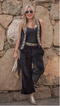 Pantalon veludo bordado